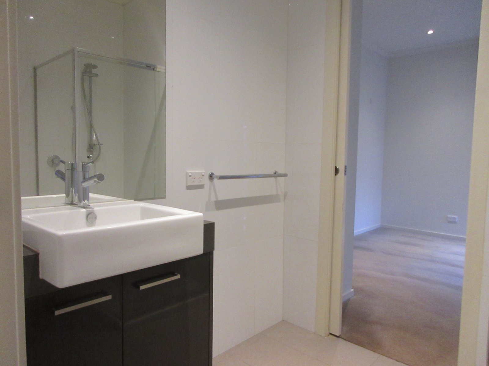 Gallery: 1/10 Nepean Avenue