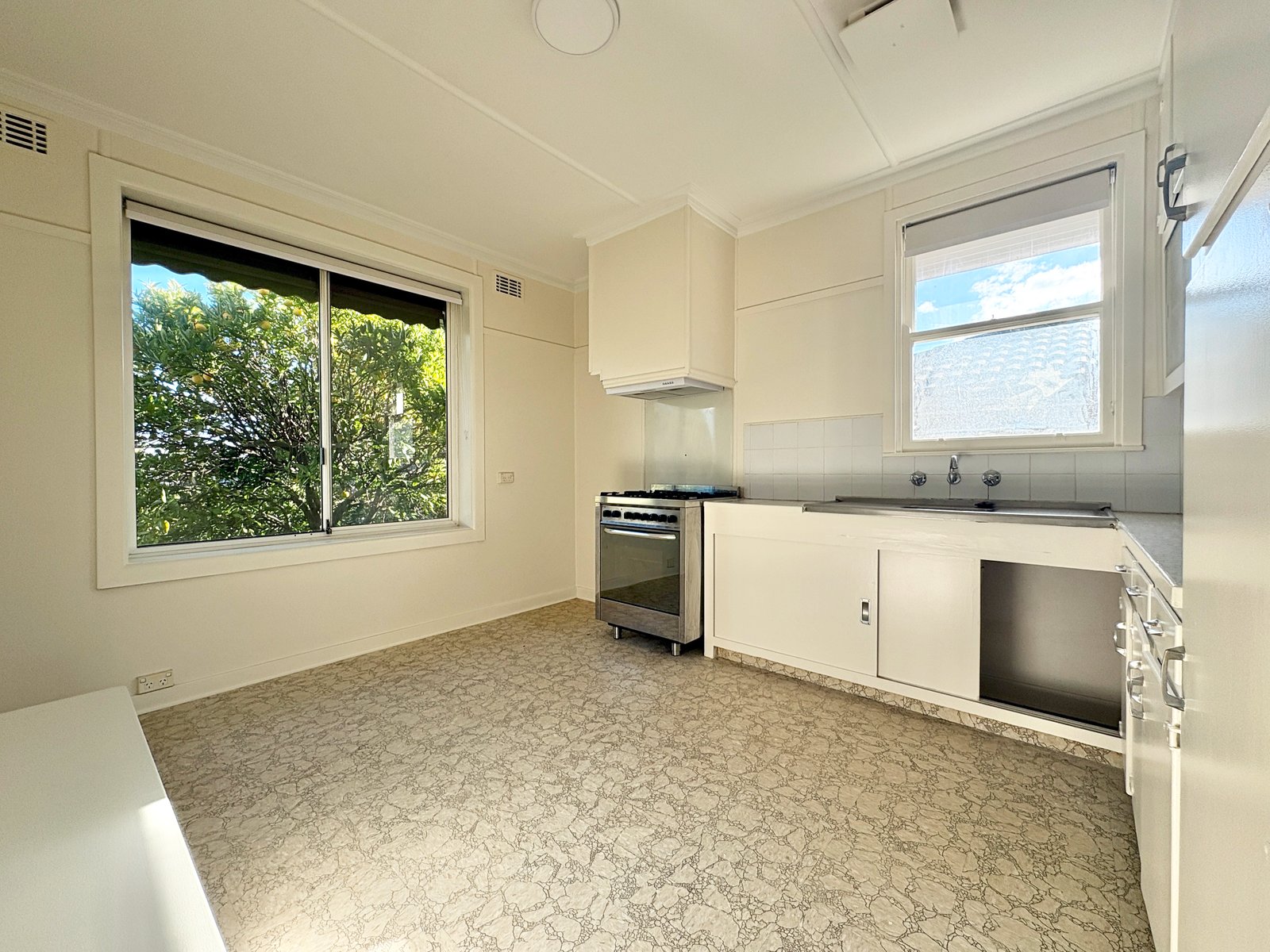 Gallery: 110 Plume Street