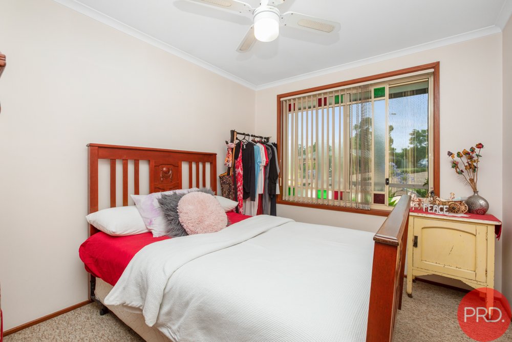 1/10 Proserpine Close ASHTONFIELD 9
