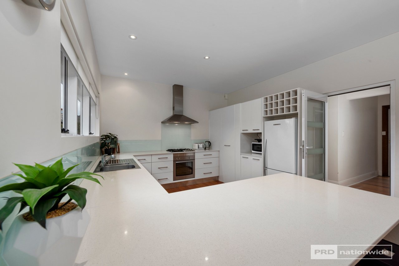 1/10 Quayle Street SANDY BAY 4