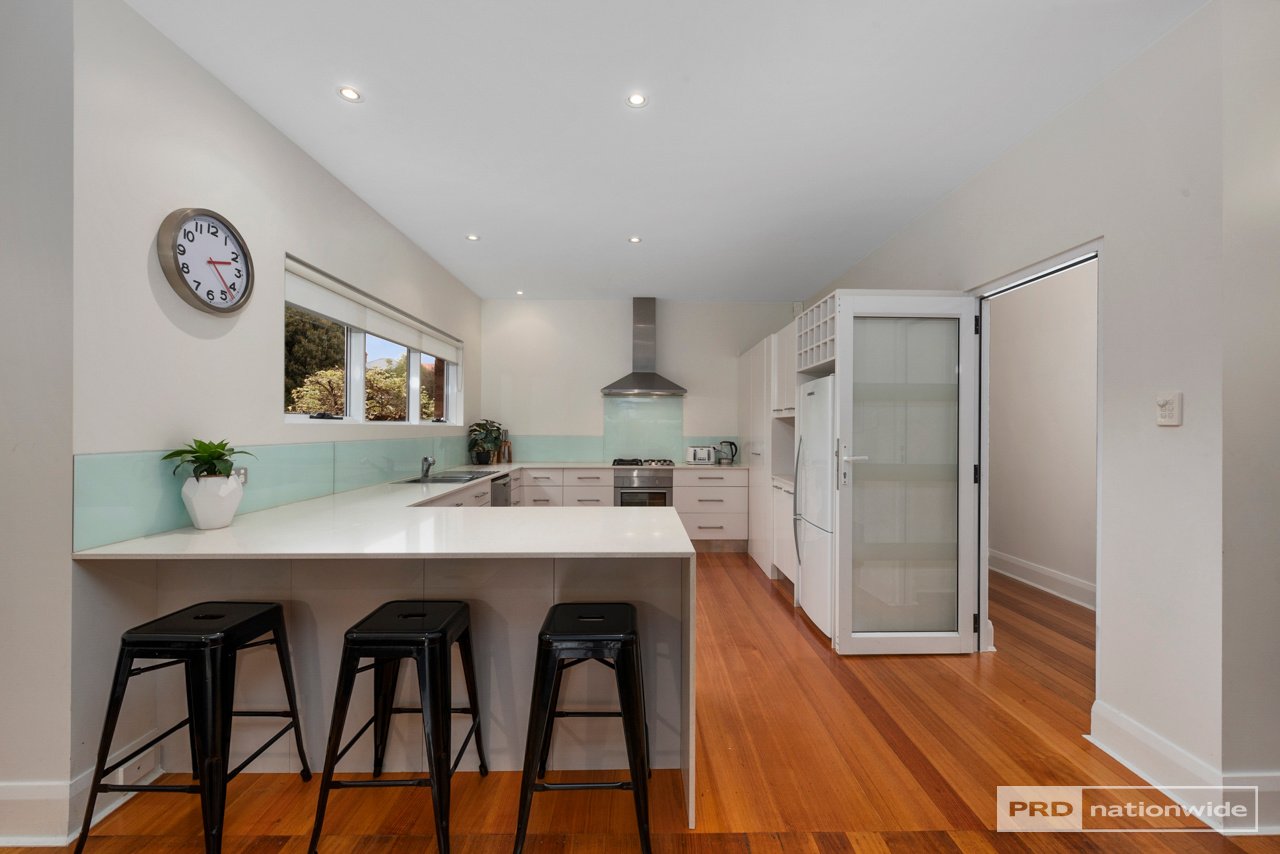 1/10 Quayle Street SANDY BAY 5