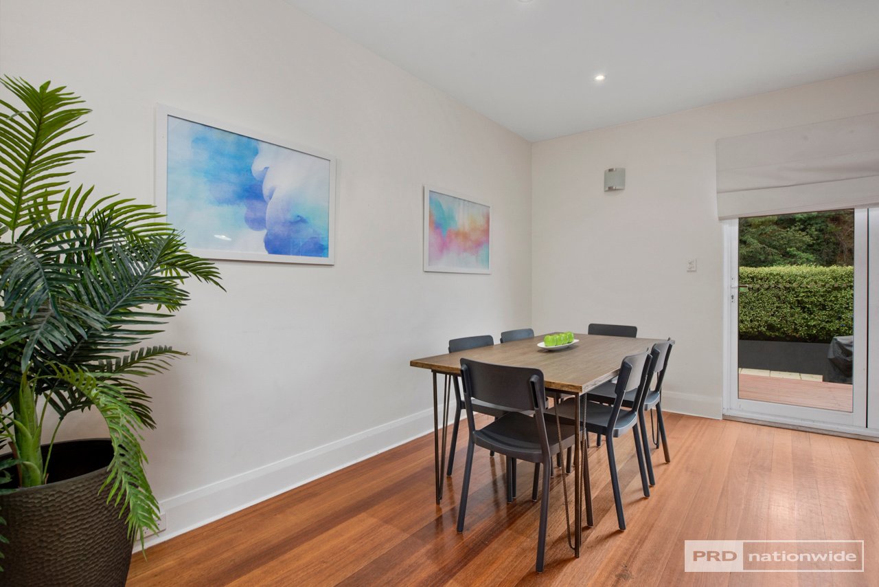1/10 Quayle Street SANDY BAY 12