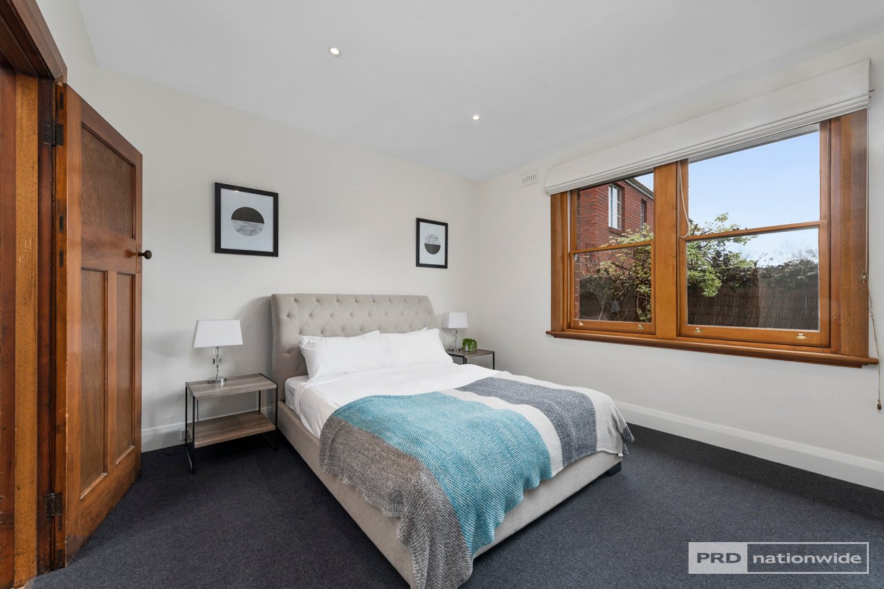 1/10 Quayle Street SANDY BAY 18