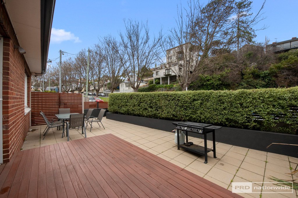 1/10 Quayle Street SANDY BAY 20
