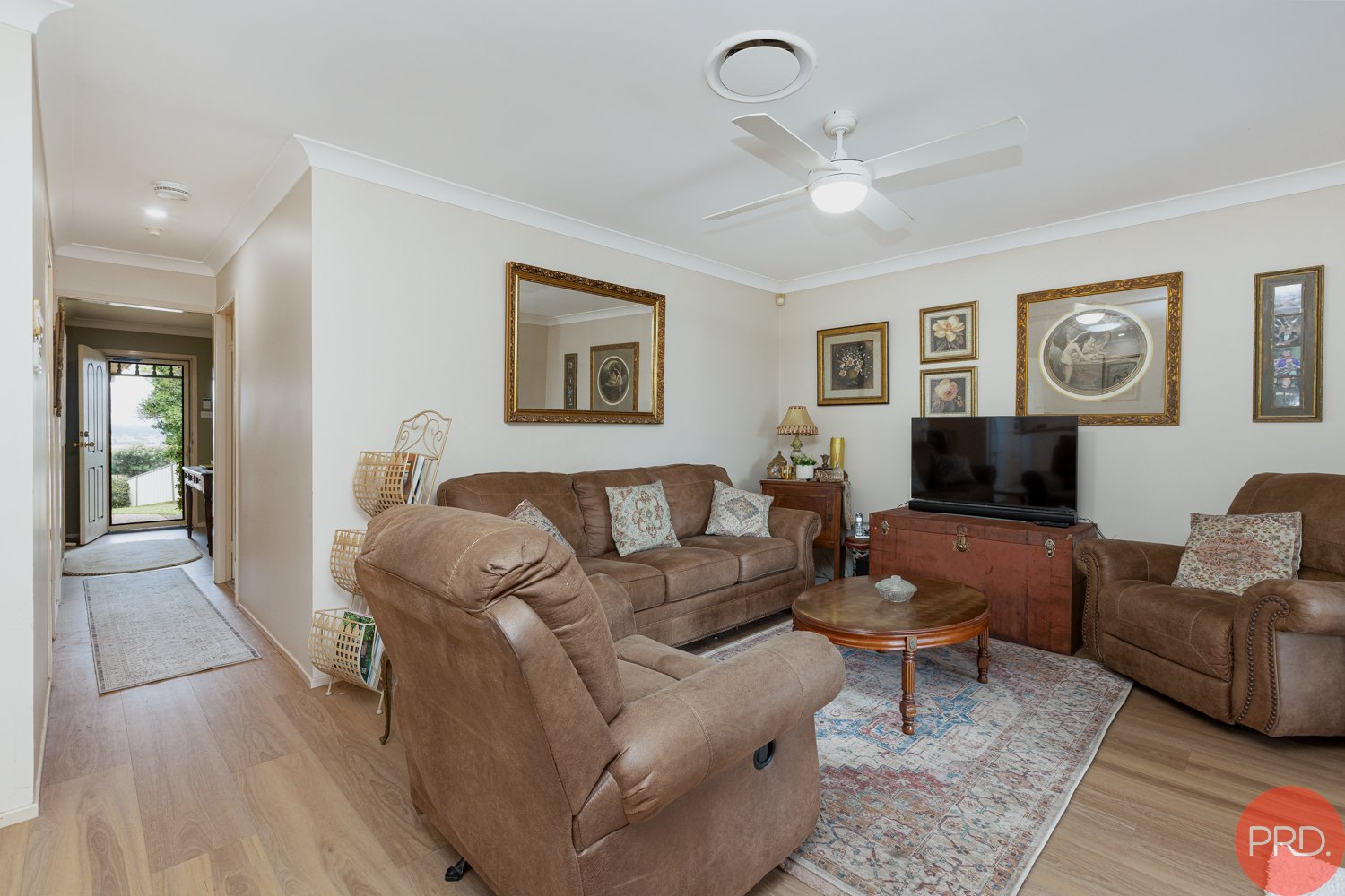 1/10 Quinton Close RUTHERFORD 6