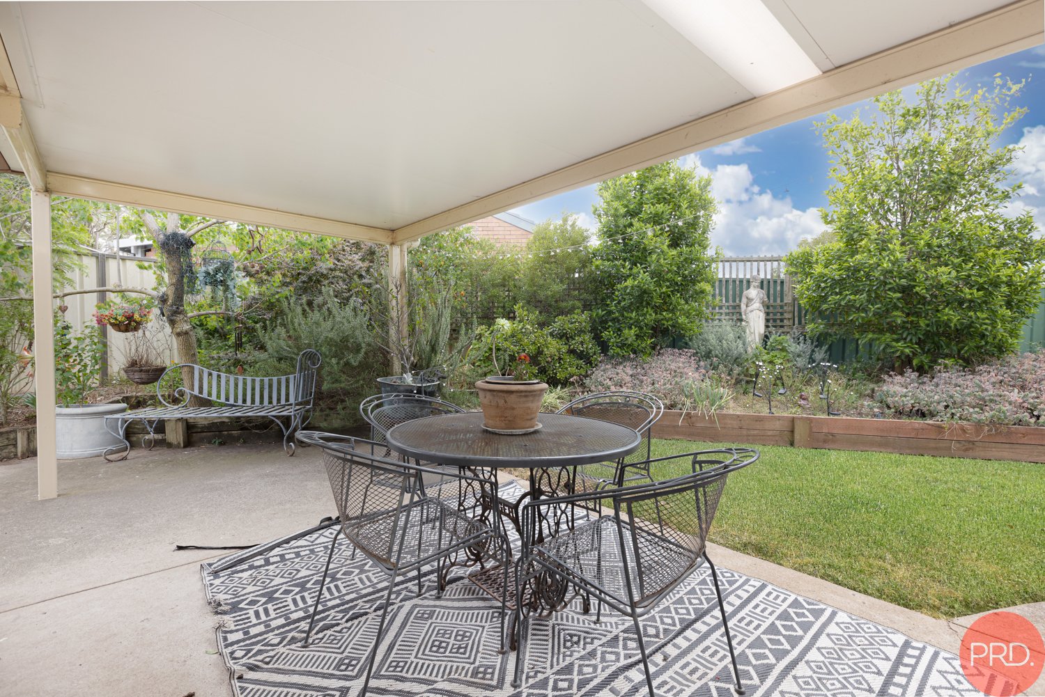 1/10 Quinton Close RUTHERFORD 12