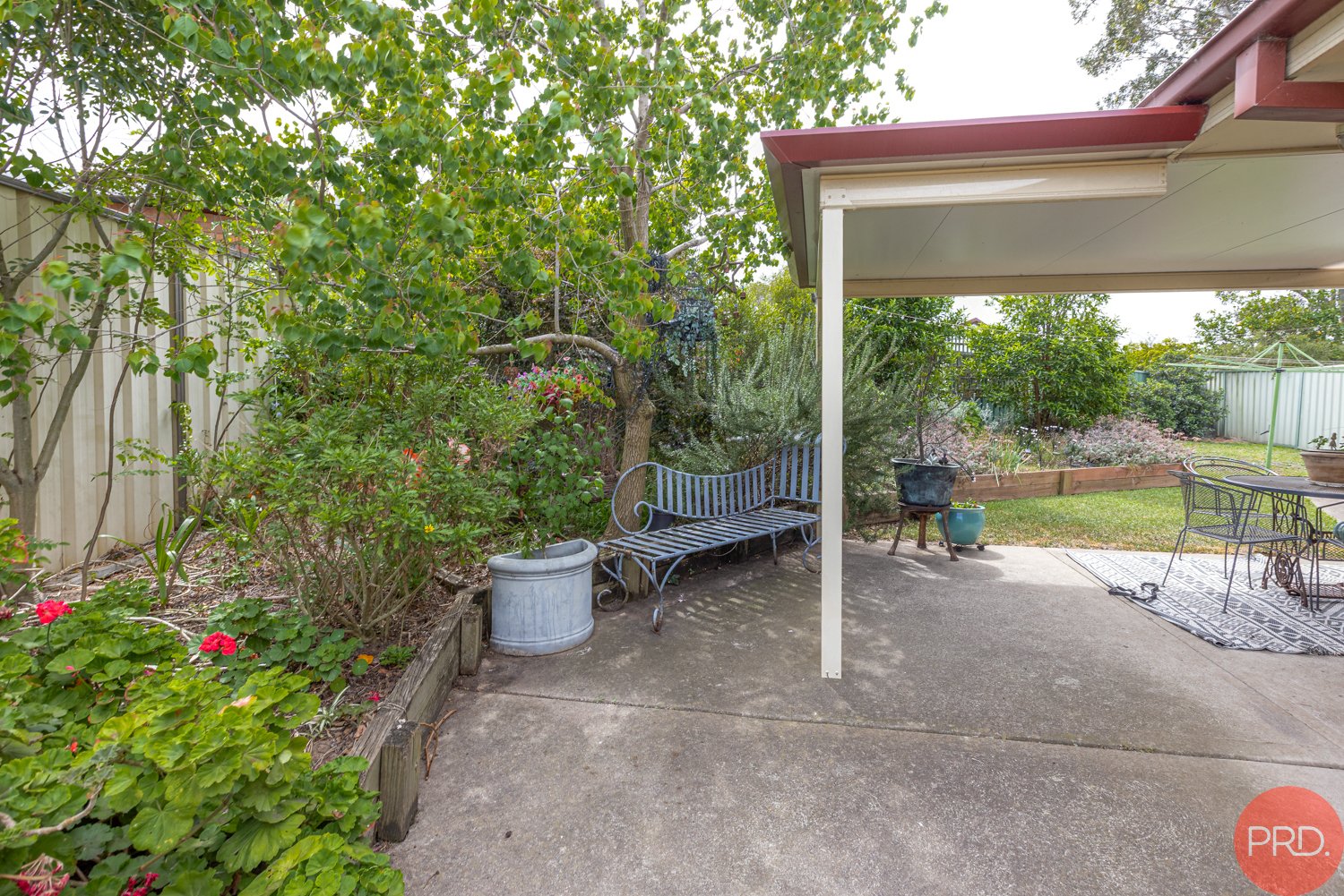 1/10 Quinton Close RUTHERFORD 16