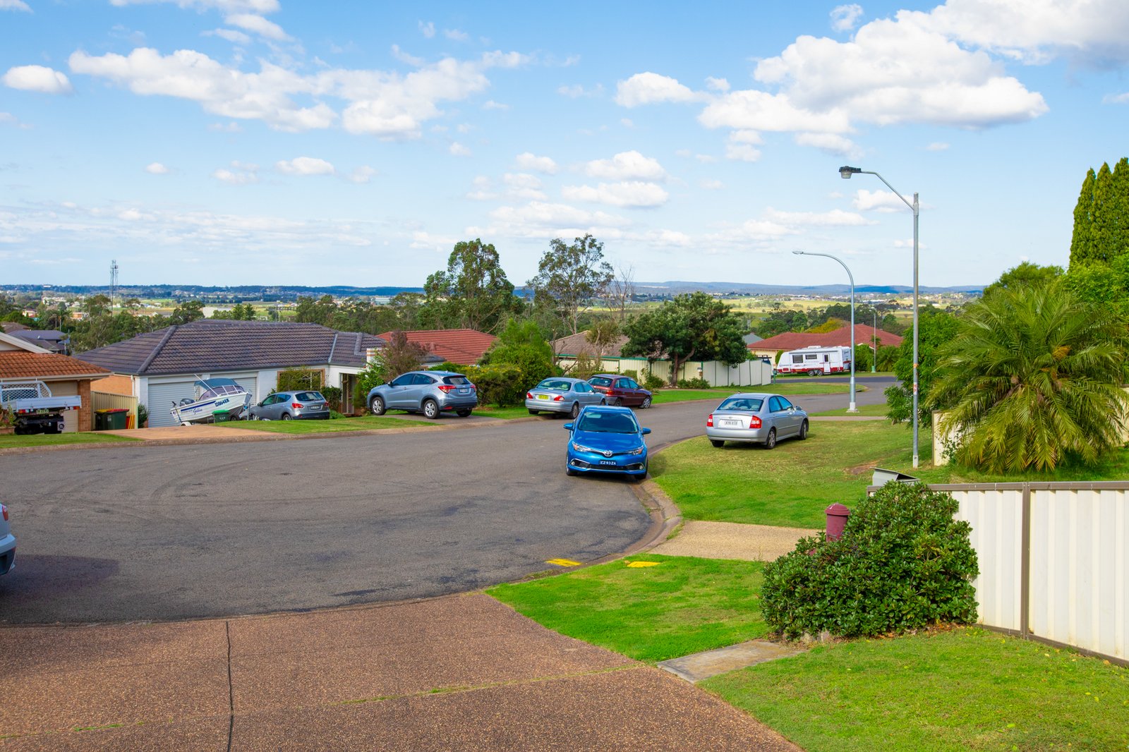 1/10 Quinton Close RUTHERFORD 2