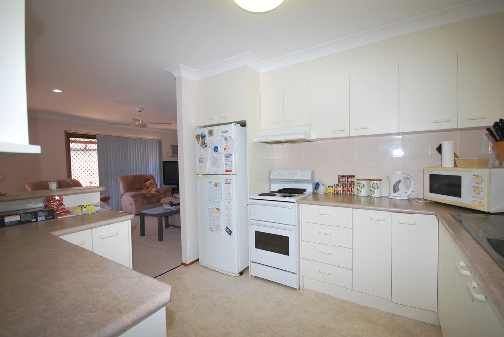 1/10 Russell Court MIAMI 3