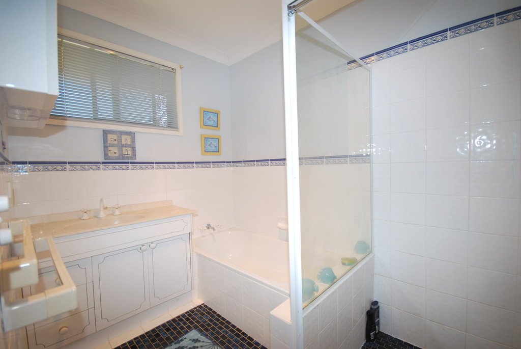 1/10 Russell Court MIAMI 8