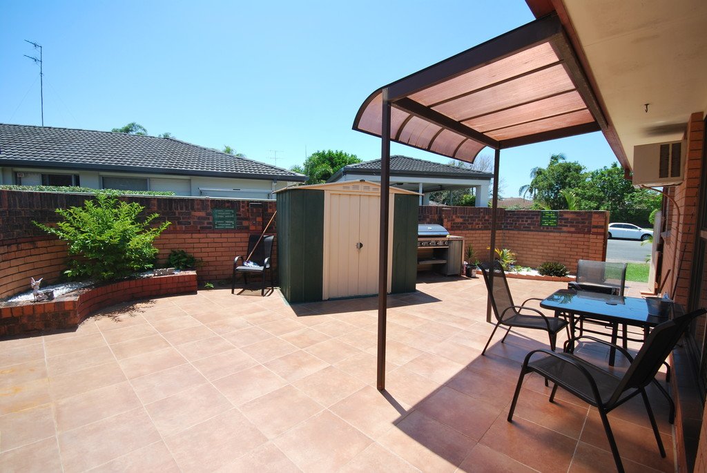 1/10 Russell Court MIAMI 13