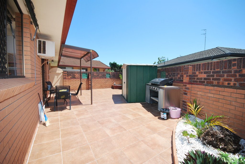 1/10 Russell Court MIAMI 14