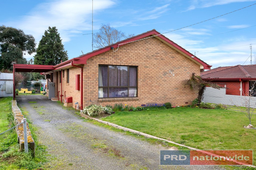 110 Sawyer Avenue CANADIAN 1