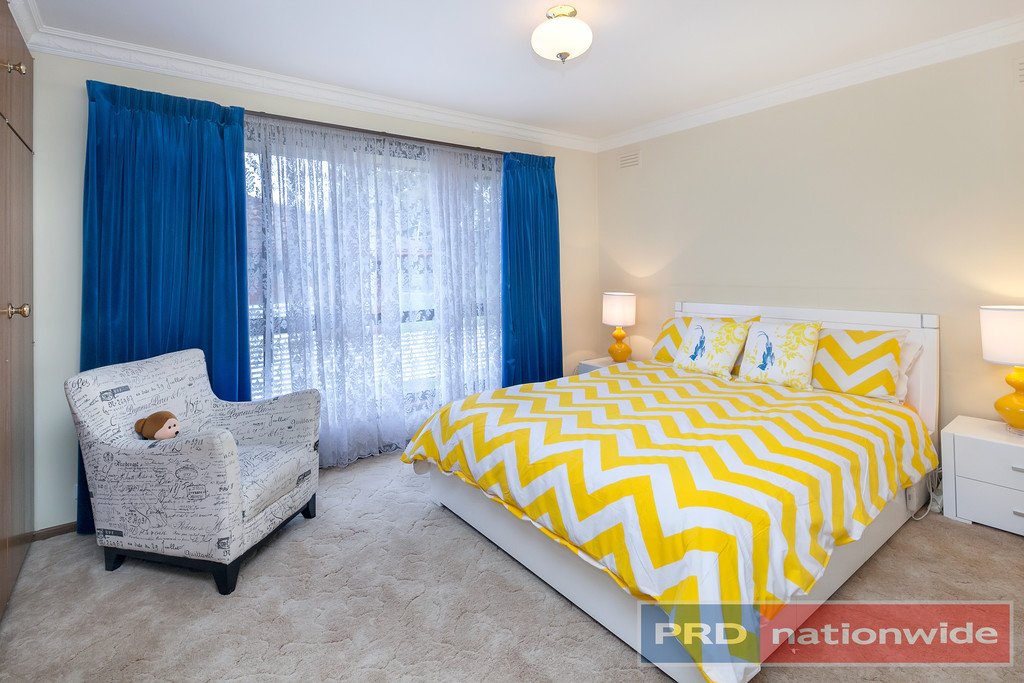 110 Sawyer Avenue CANADIAN 5