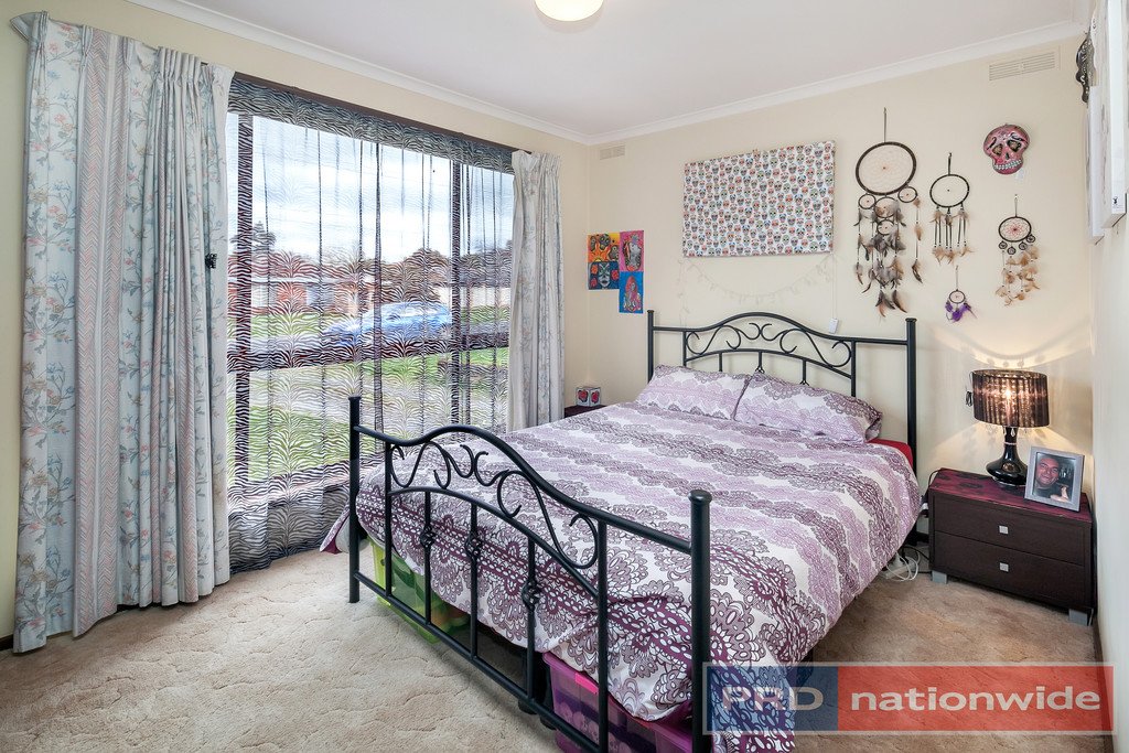 110 Sawyer Avenue CANADIAN 6