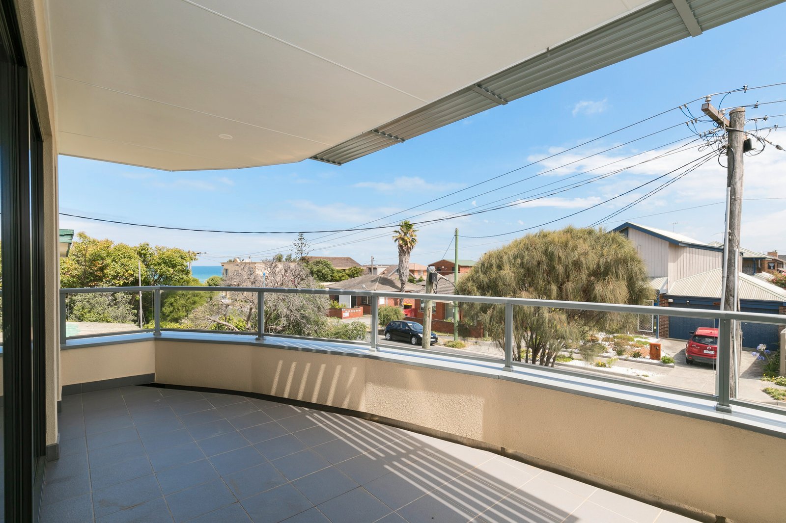 Gallery: 1/10 Shenfield Avenue