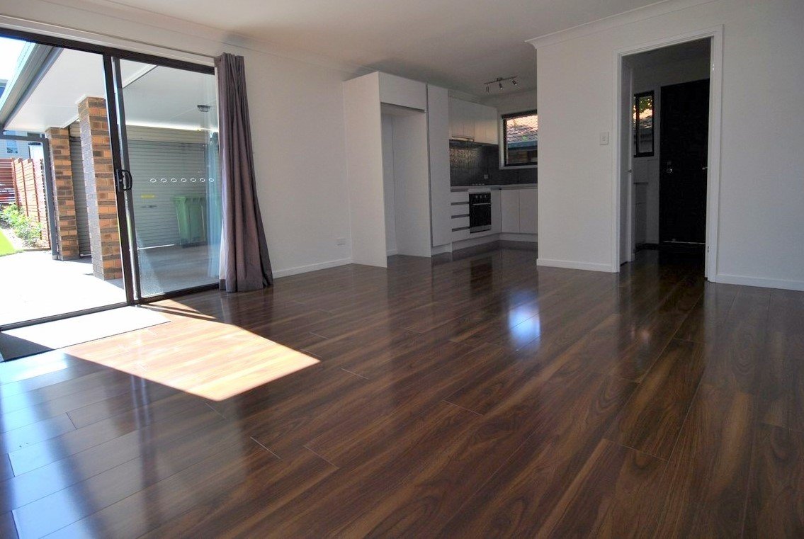 1/10 Shillito Street SOUTHPORT 4