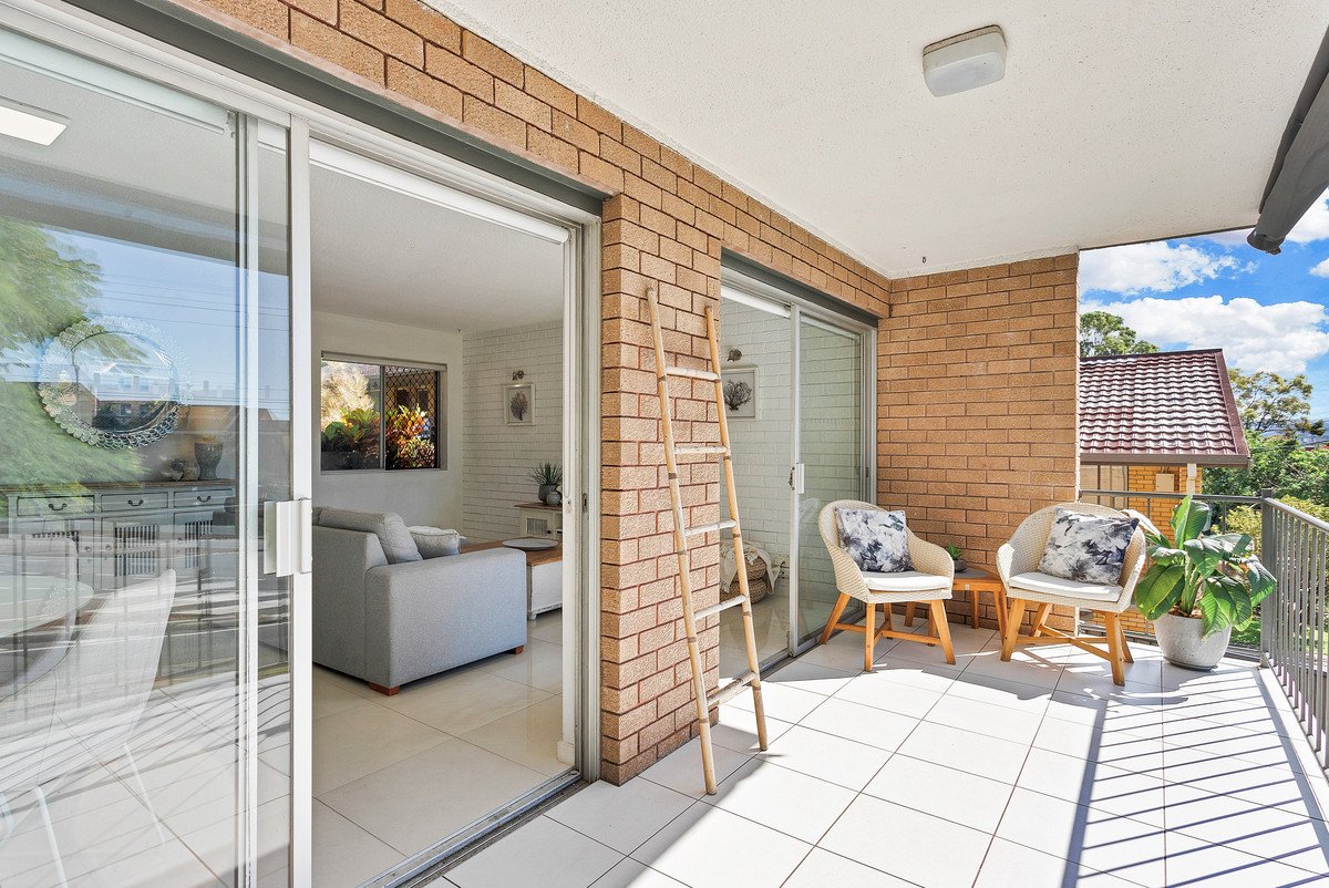 1/10 Stanley Street BURLEIGH HEADS 3