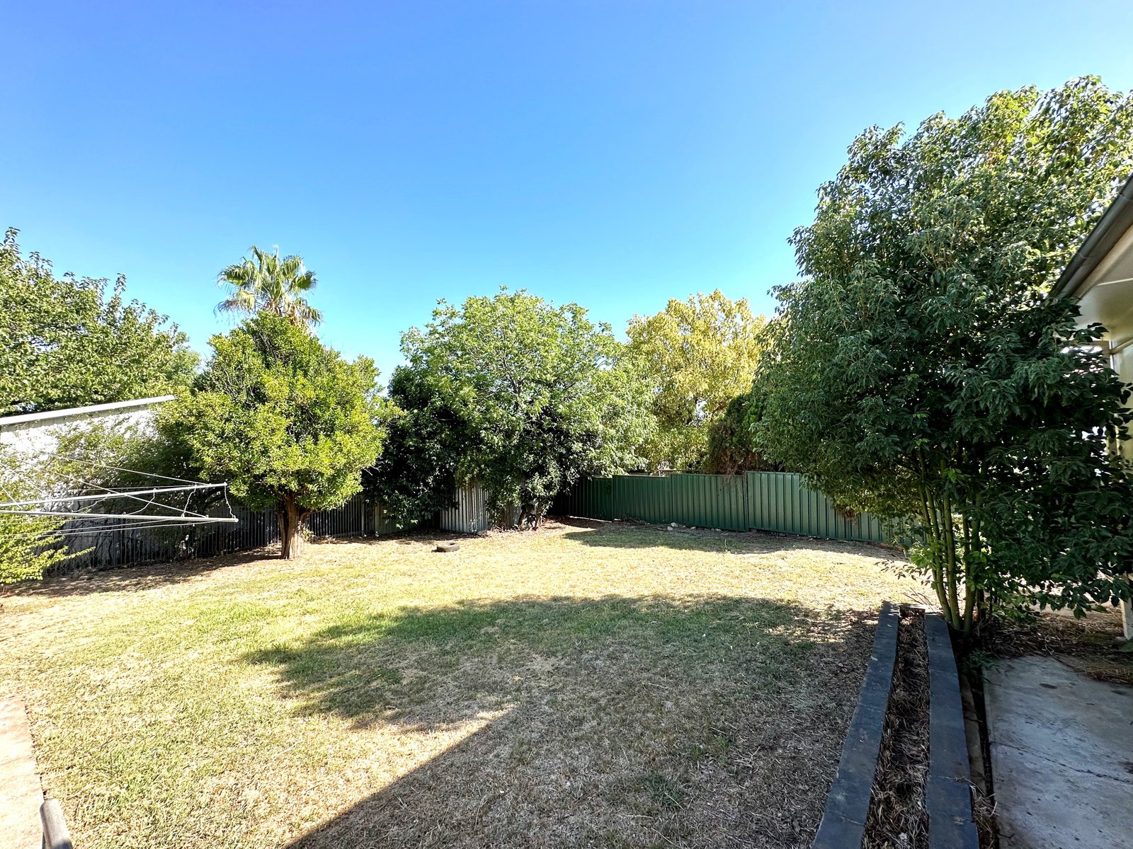 110 Susanne Street TAMWORTH 8