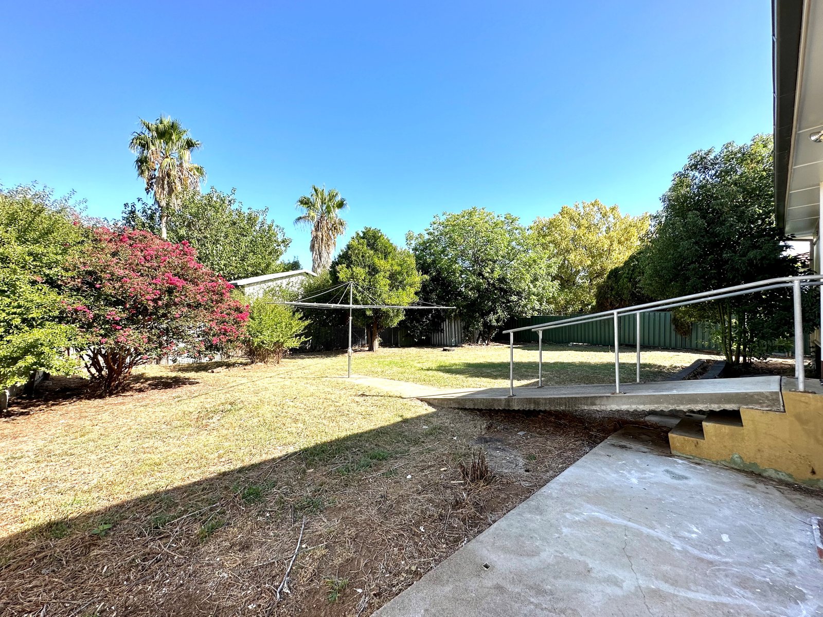 110 Susanne Street TAMWORTH 9