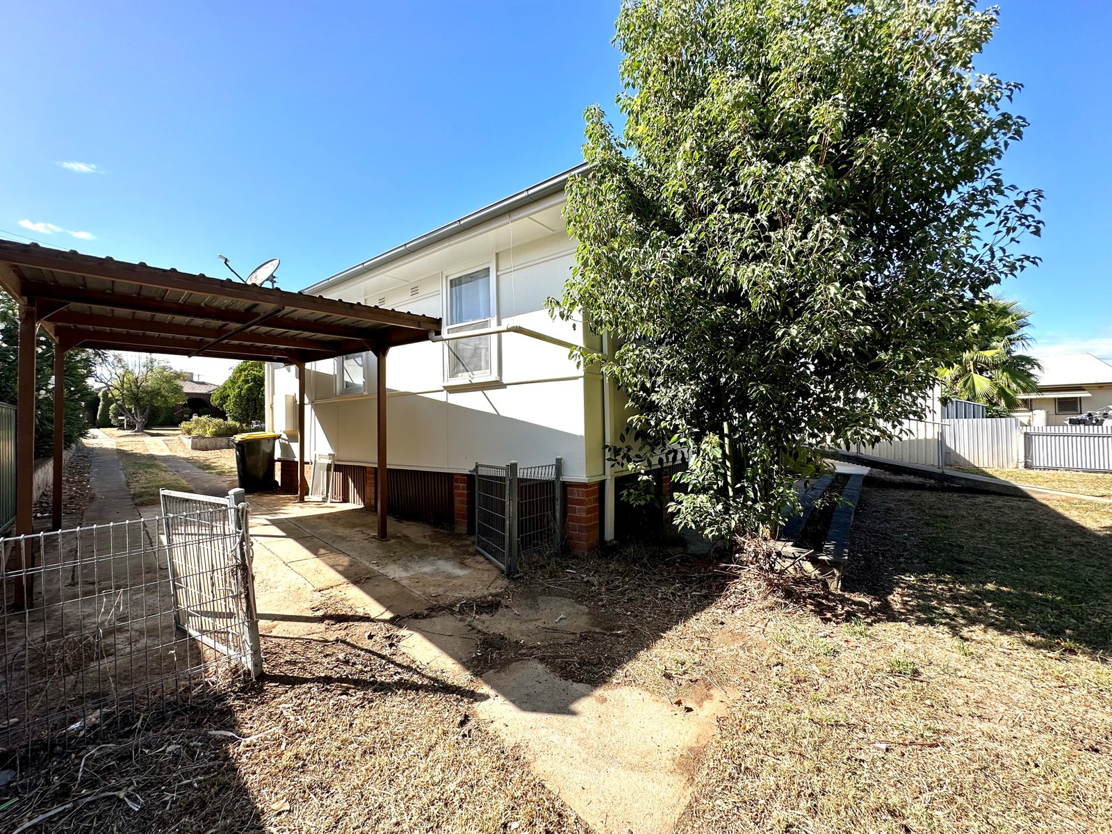 110 Susanne Street TAMWORTH 11