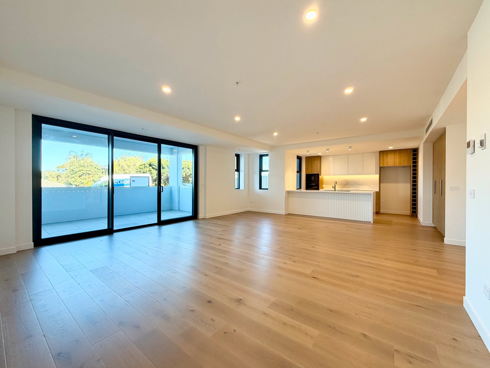 1/10 Thurlow Avenue NELSON BAY 10