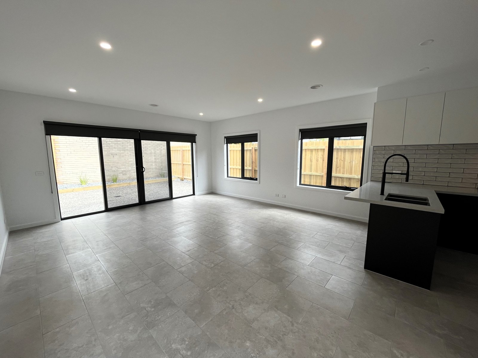 Gallery: 1/10 Trewheela Avenue