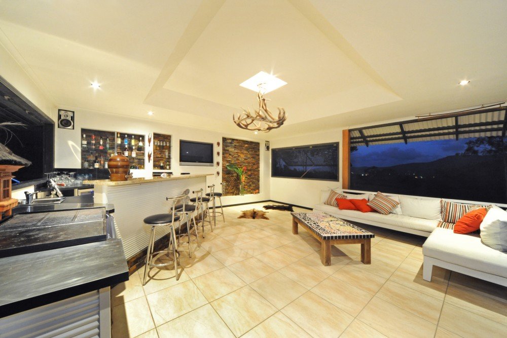 110 Tucker Road RIORDANVALE 4