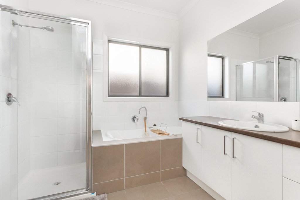 1/10 Wallaby Avenue KANGAROO FLAT 4