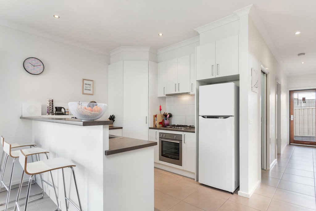 1/10 Wallaby Avenue KANGAROO FLAT 6