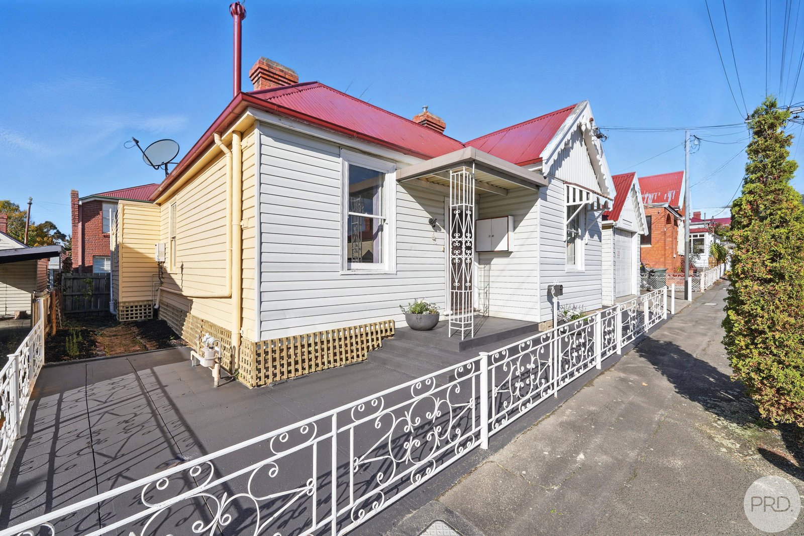 1/10 Wellington Street NORTH HOBART 4
