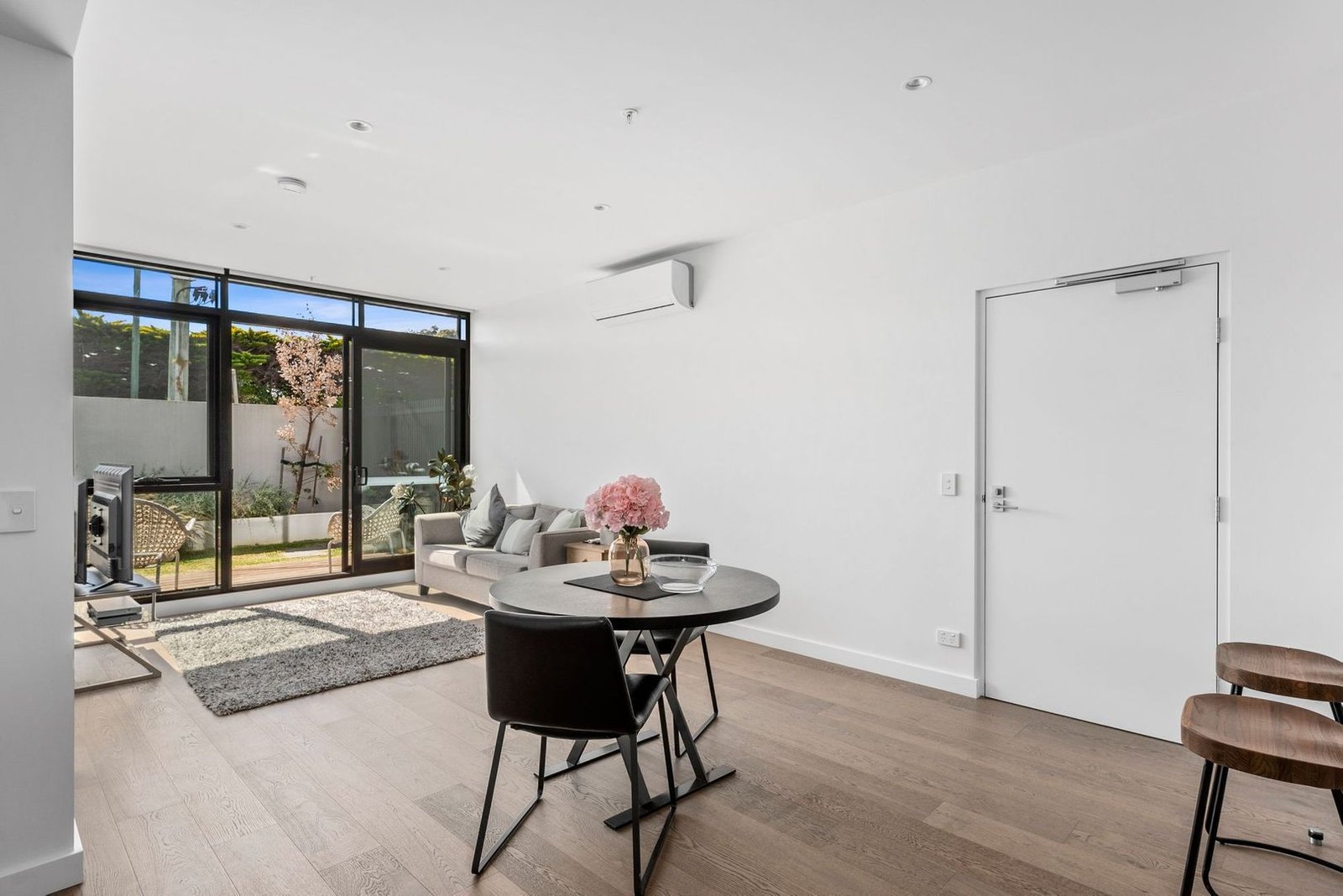 Real Estate and Property in 1/100 The Parade , Ocean Grove, VIC