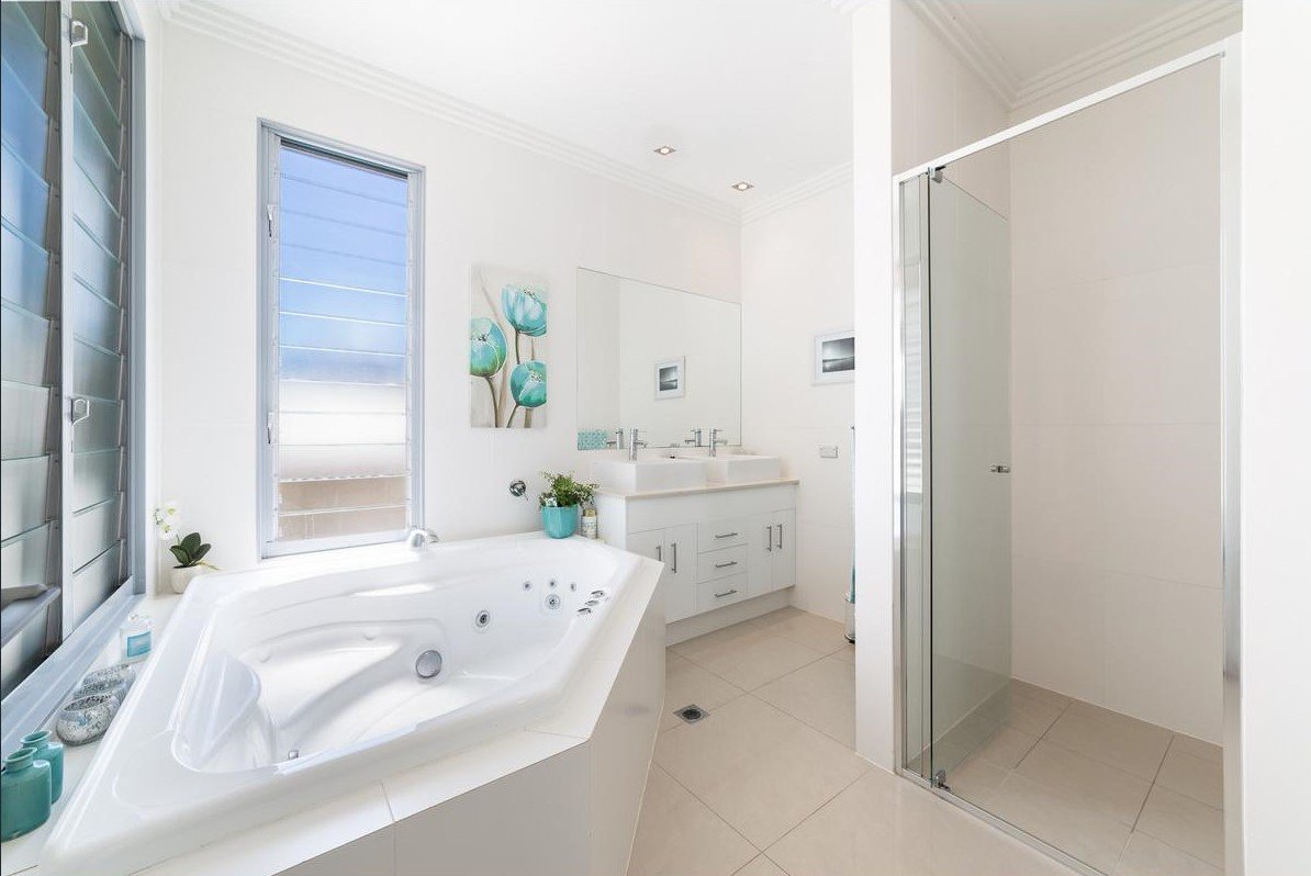 1/1005 Lakeview Terrace BENOWA 7
