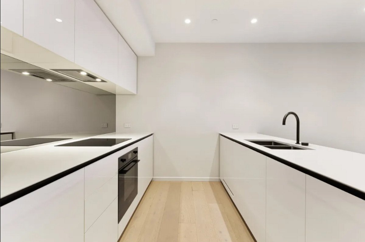 11006/1328 Gold Coast Highway Palm Beach 3