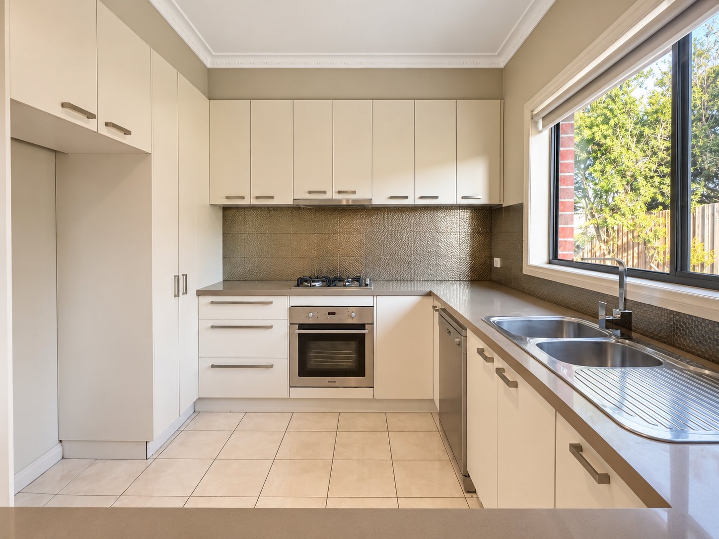 Gallery: 1/101 Huntingdale Road