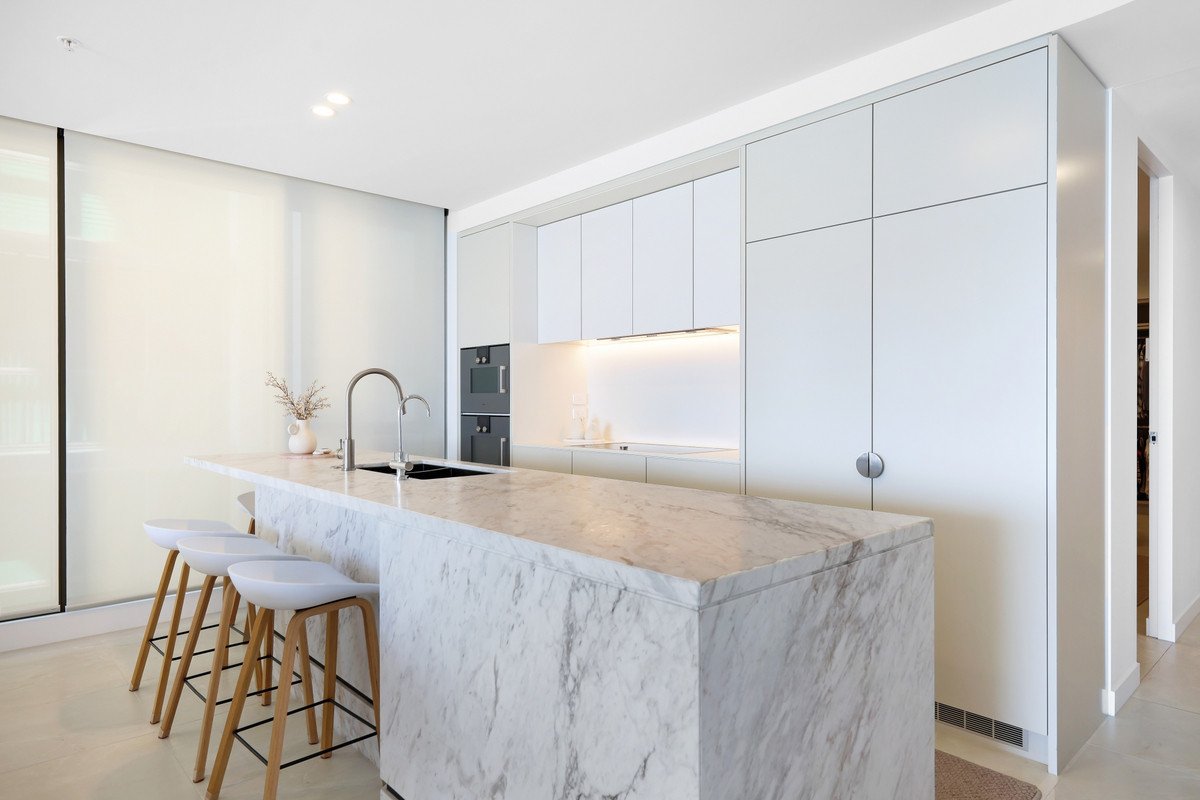 1101/112 The Esplanade Burleigh Heads 3