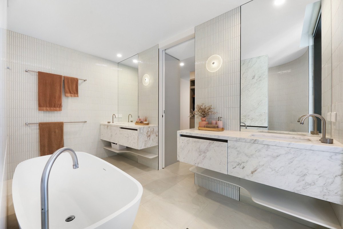 1101/112 The Esplanade Burleigh Heads 20