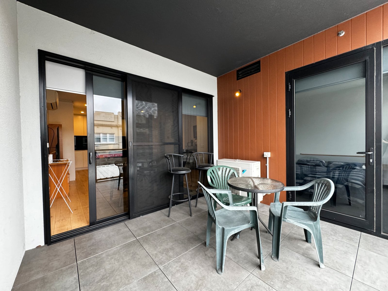 Gallery: 110/119 Poath Road