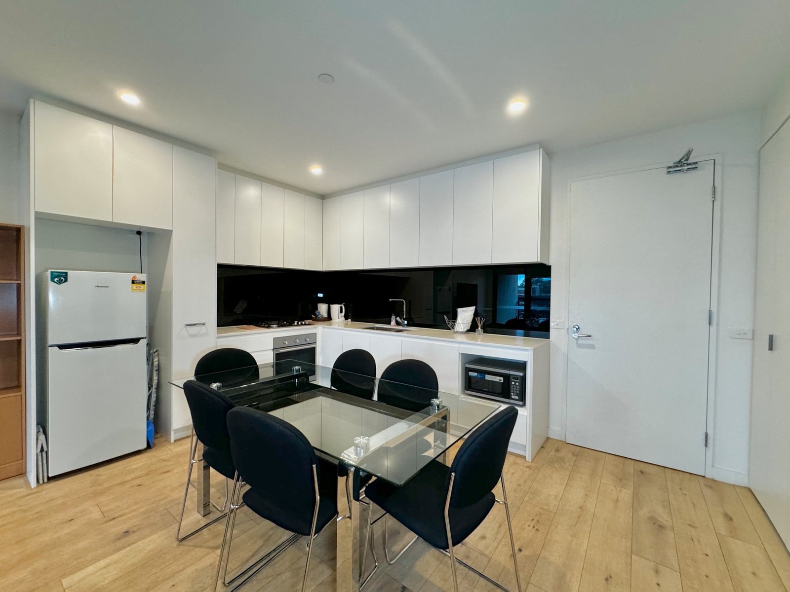 Gallery: 110/119 Poath Road