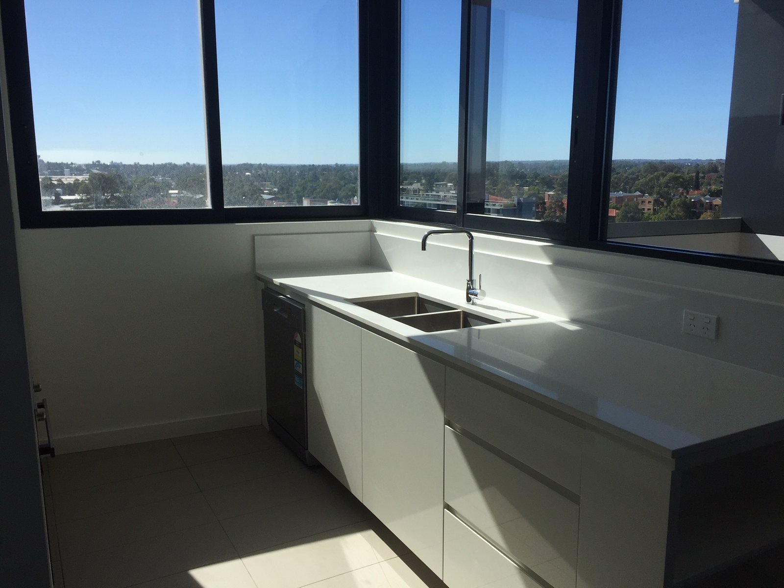 1101/28 Second Avenue BLACKTOWN 9