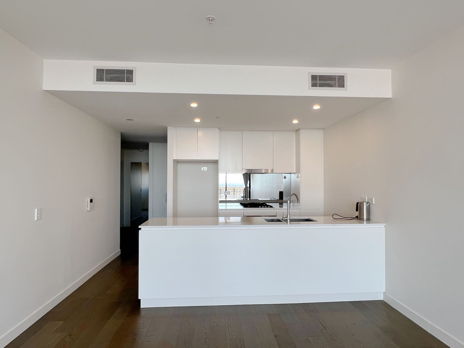 1101/31 Treacy Street HURSTVILLE 2