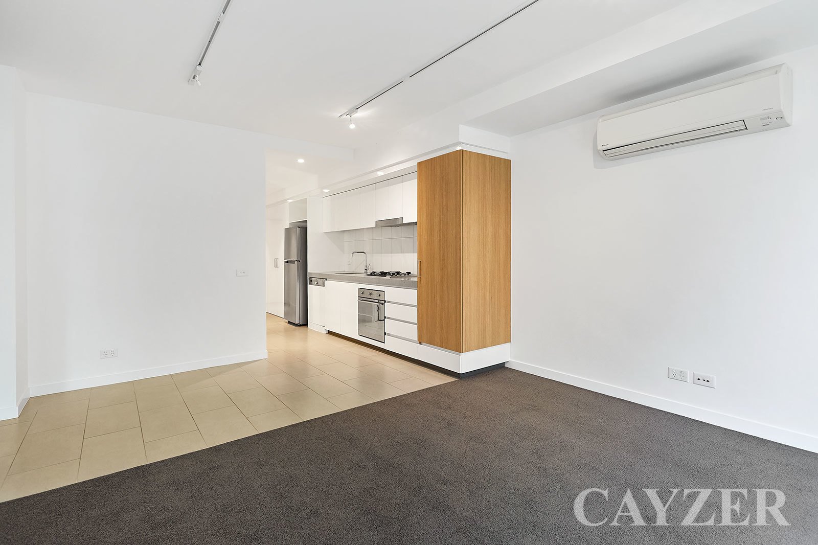 Gallery: 110/144-150 Clarendon Street