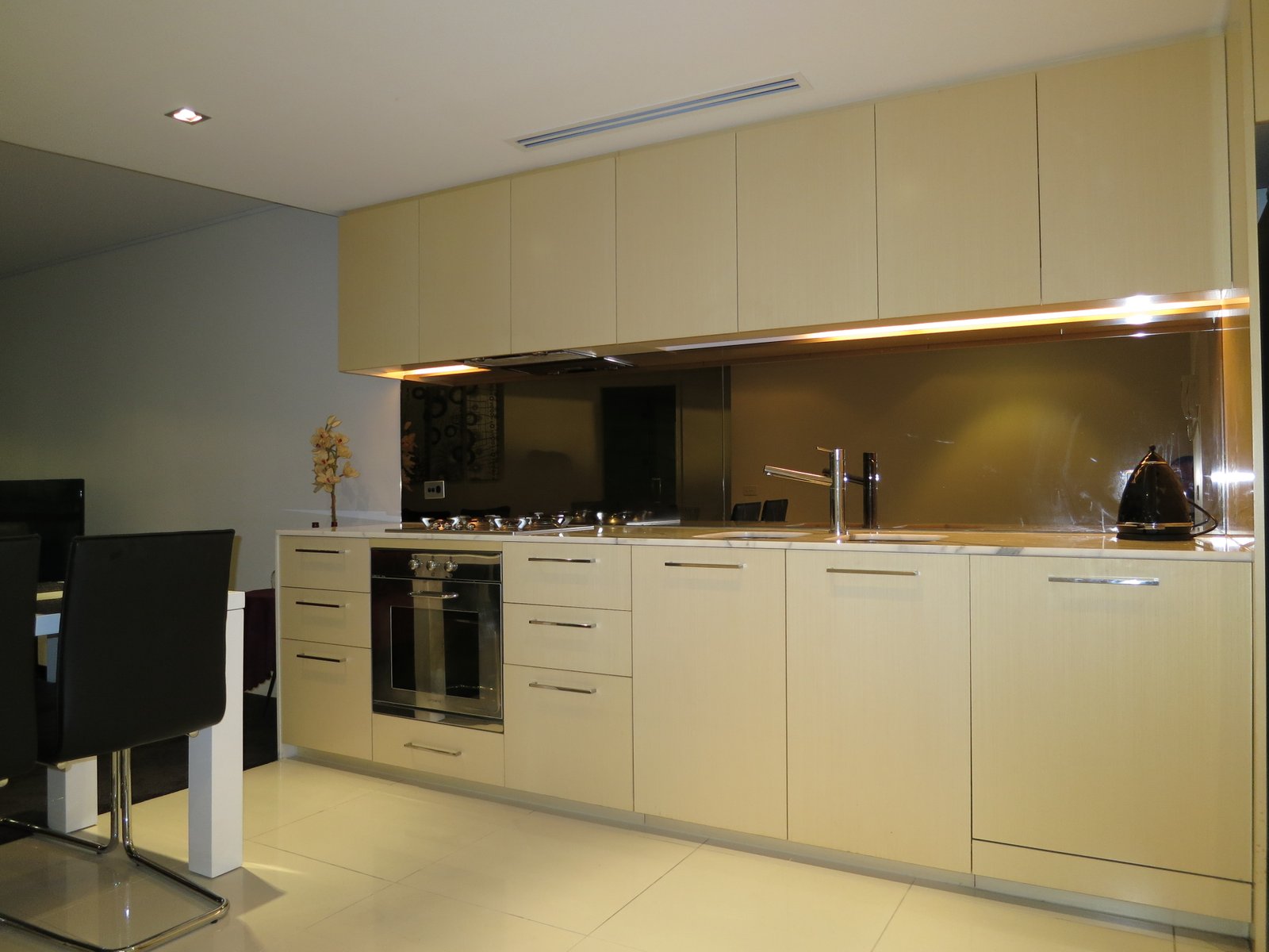 Gallery: 1101/576 St Kilda Road