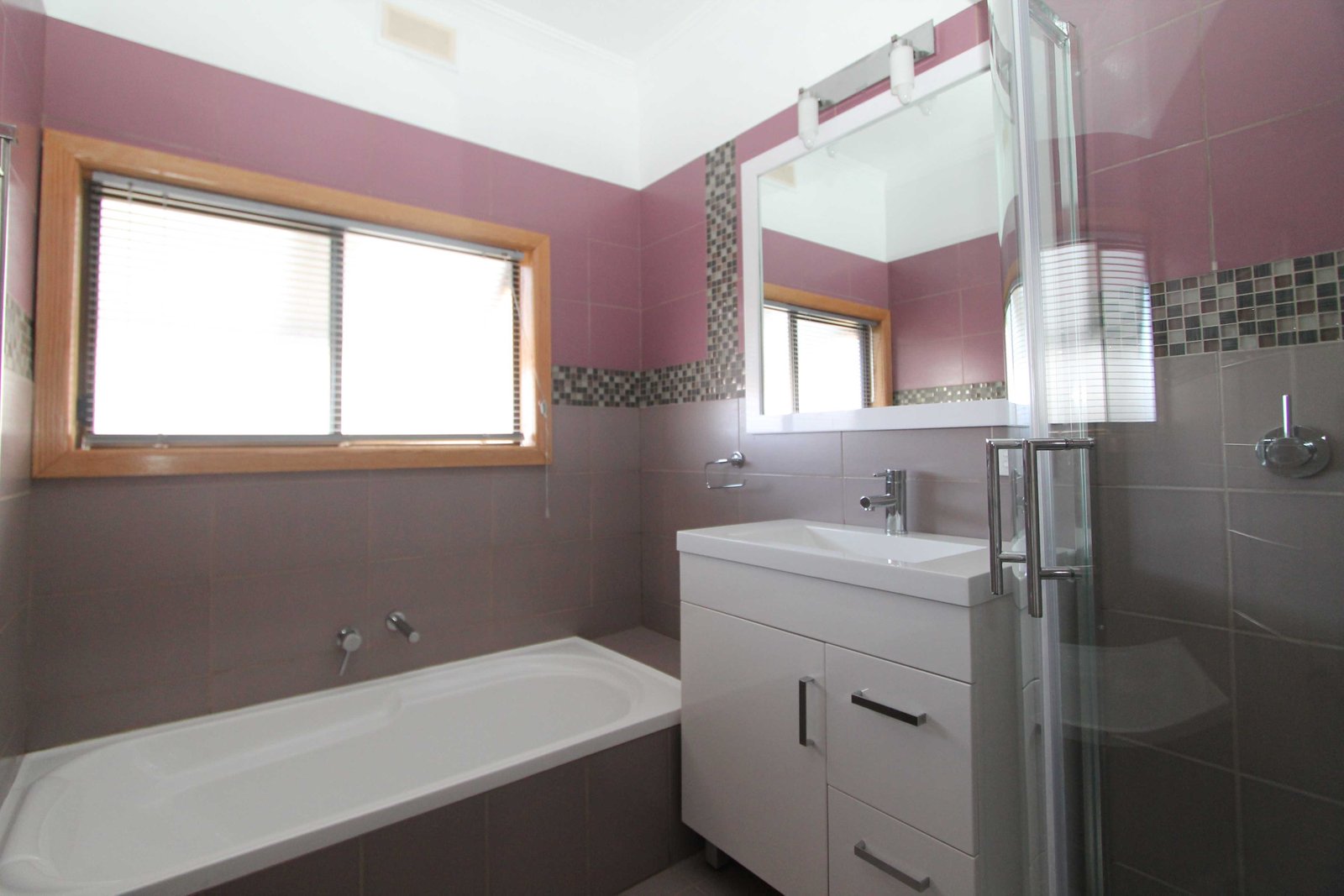 1102 Norman Street WENDOUREE 4