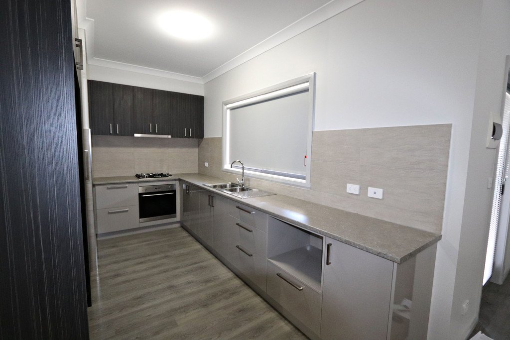 1/102 Winton  TUMBARUMBA 2
