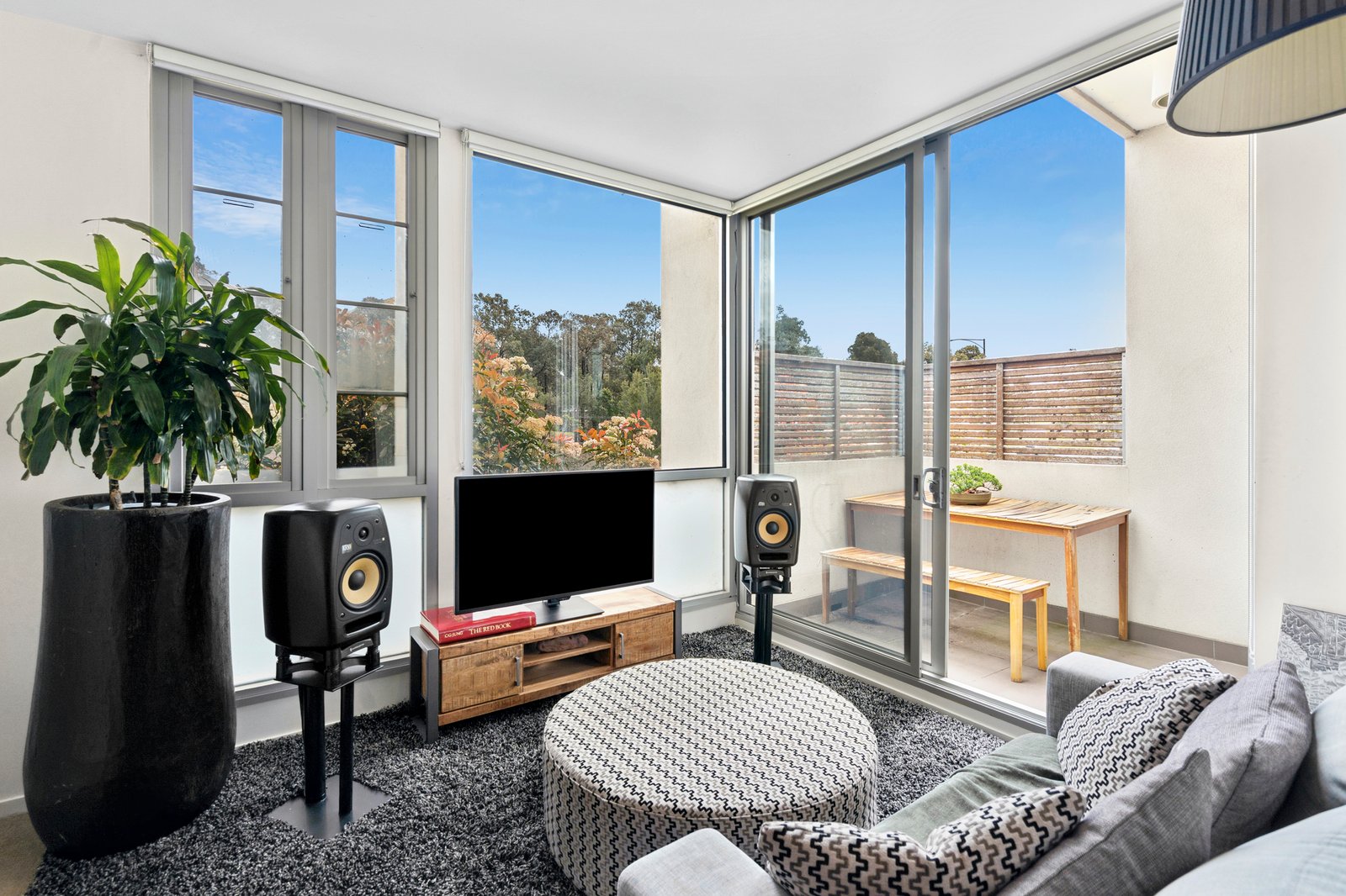 Gallery: 110/20 Ficinia Mews