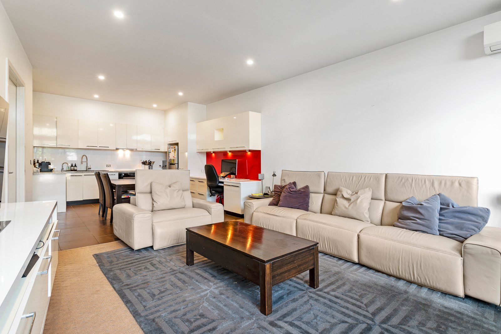 Gallery: 110/200 Stephen Street
