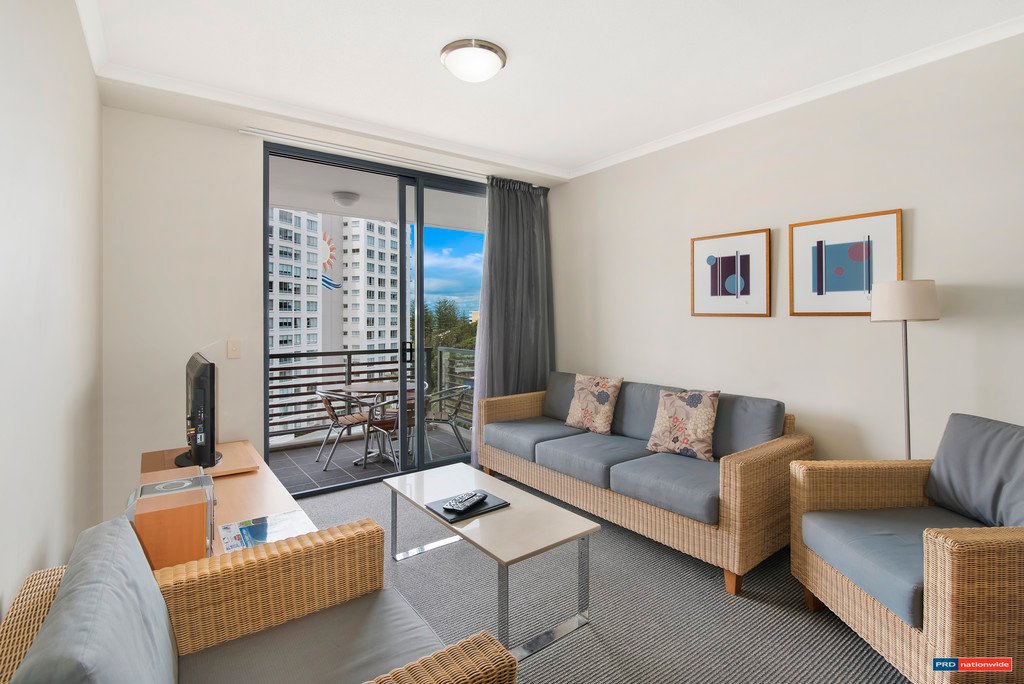 1102/1 OCEAN Street BURLEIGH HEADS 2