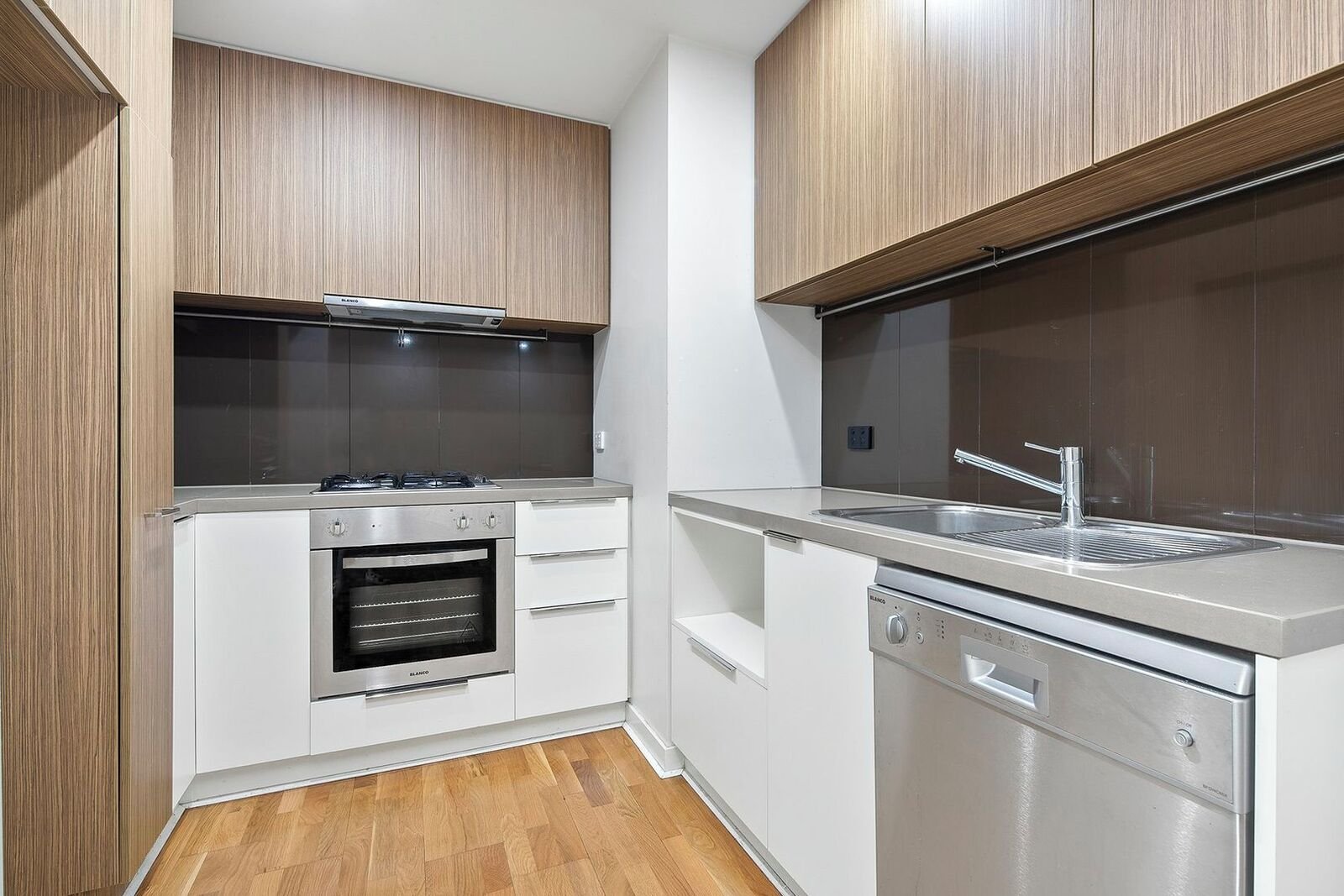 Gallery: 110/232-242 Rouse Street