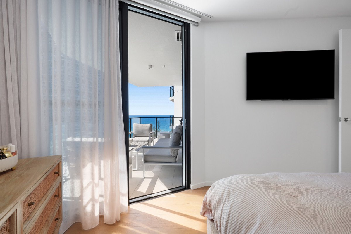 1102/6 Second Avenue Burleigh Heads 4